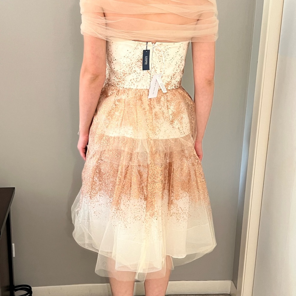 Marchesa Notte Elegant Cream and Gold Women's Dress - Picture 6 of 9